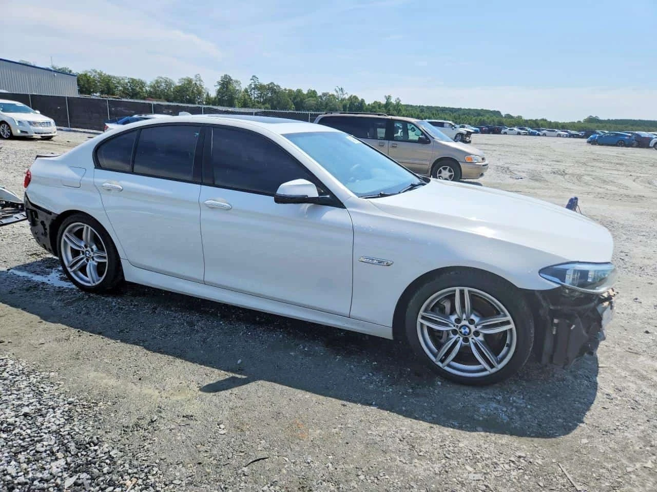 BMW 535 * CARFAX * БЕЗ ПЪРВОНАЧАЛНА ВНОСКА, снимка 4 - Автомобили и джипове - 56314697