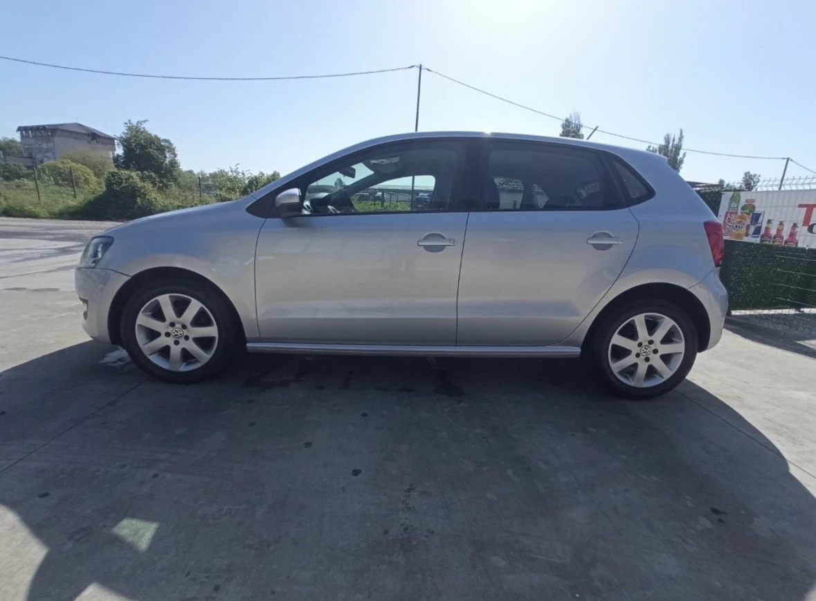 VW Polo, снимка 4 - Автомобили и джипове - 56534105