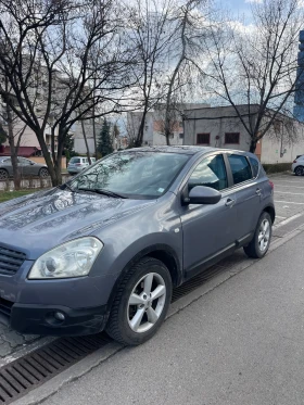 Nissan Qashqai Full екстри перфектно състояние , снимка 2