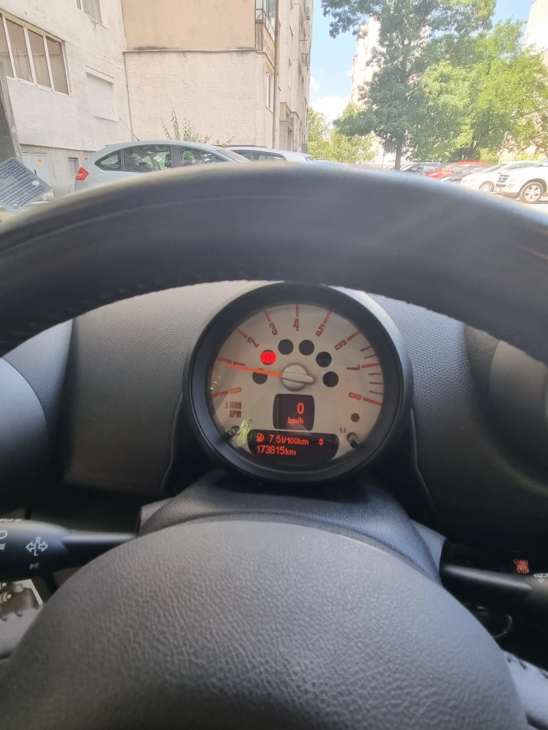 Mini Countryman 1.6 бензин  98 к.с., снимка 9 - Автомобили и джипове - 50840109