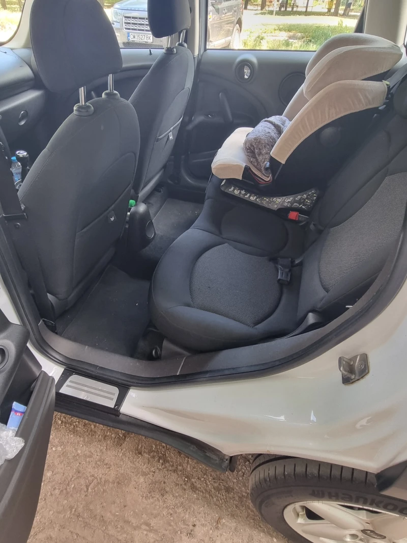 Mini Countryman 1.6 бензин  98 к.с., снимка 10 - Автомобили и джипове - 50840109