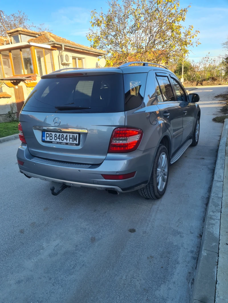 Mercedes-Benz ML 350 НА ПРУЖИНИ , снимка 4 - Автомобили и джипове - 52389692