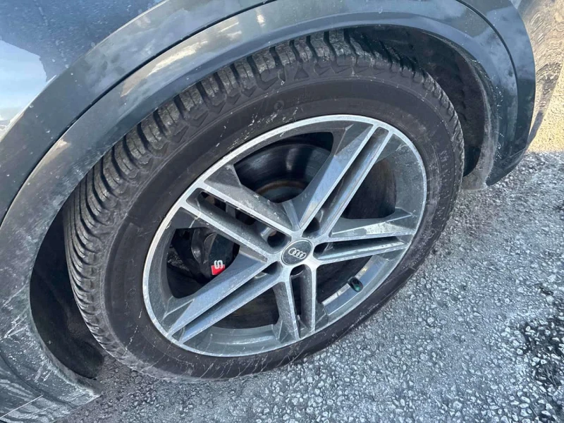 Audi SQ5 Progressiv * CARFAX * ПАНОРАМА* ПОДГРЕВИ, снимка 6 - Автомобили и джипове - 53541707