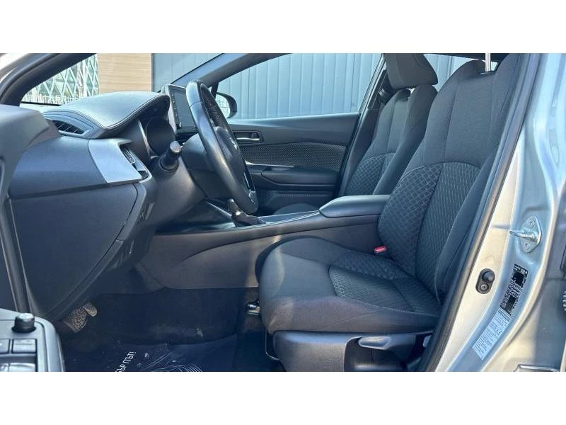 Toyota C-HR 1.8 HYB E-CVT CENTER, снимка 12 - Автомобили и джипове - 53826412