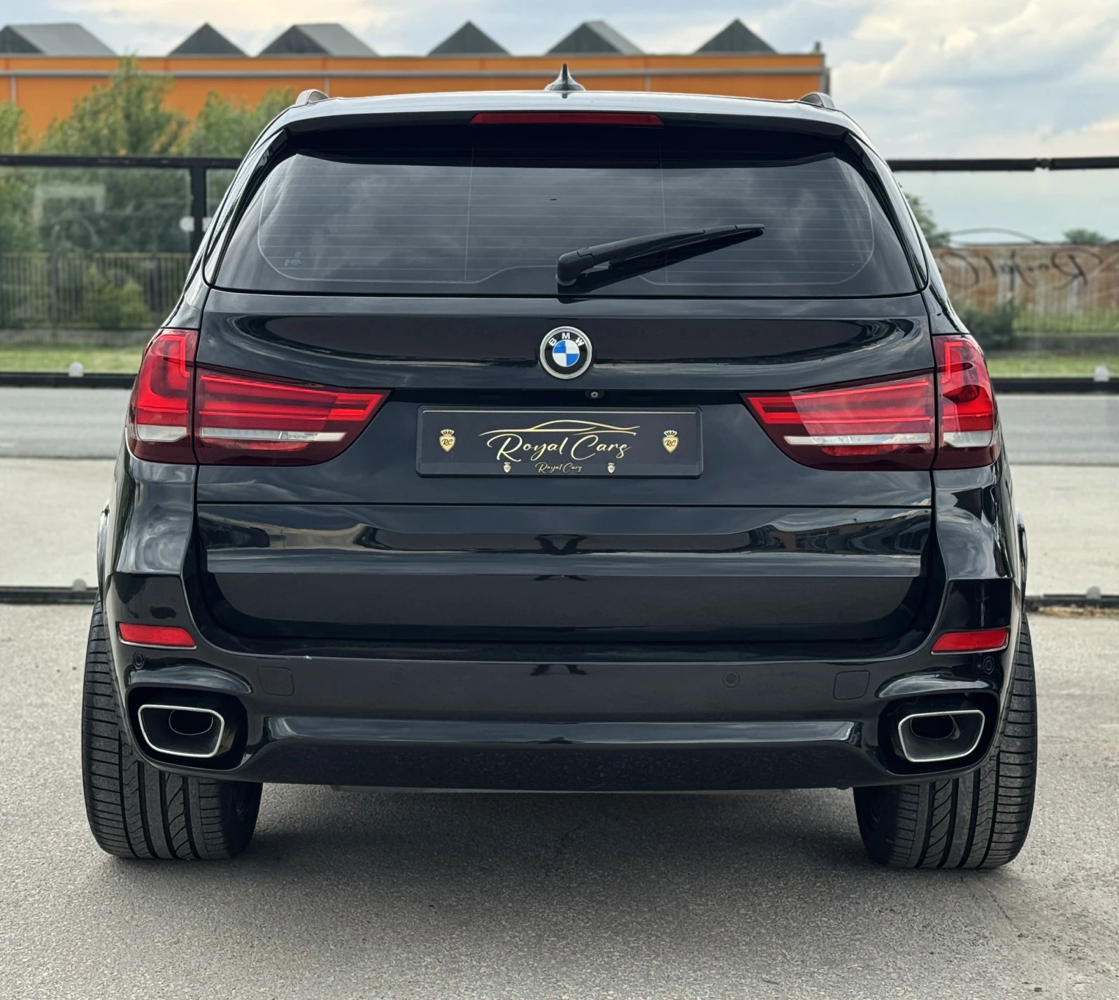 BMW X5 /M-pack/360 Камера/Панорама/Distronic/ Head Up - изображение 6