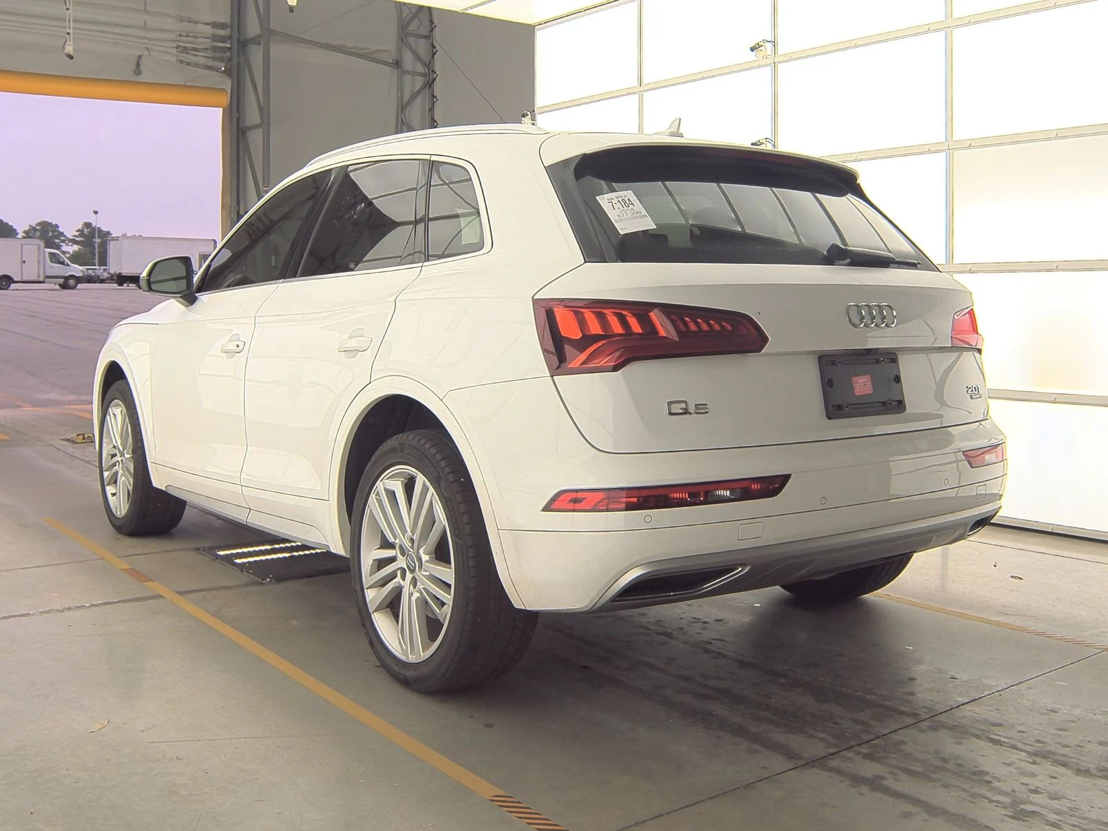 Audi Q5 MATRIX* DIGITAL* PANO* KEYLESS* ПОДГРЕВ* КАМЕРА* 1 - изображение 6