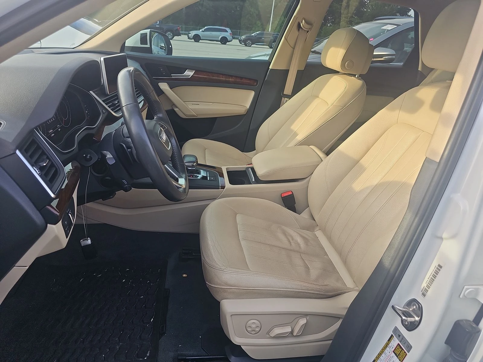 Audi Q5 MATRIX* DIGITAL* PANO* KEYLESS* ПОДГРЕВ* КАМЕРА* 1 - изображение 9