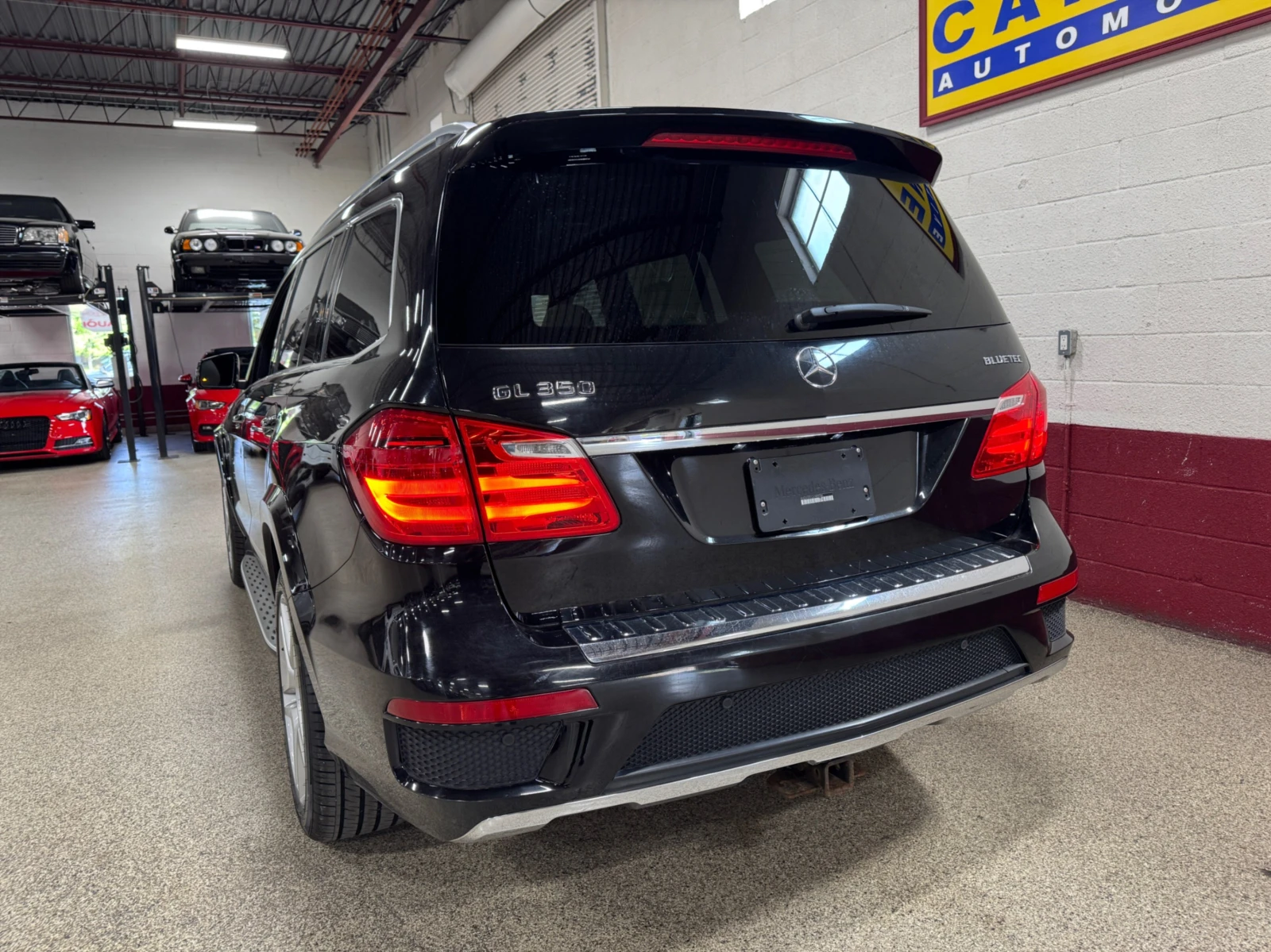 Mercedes-Benz GL 350 D 4Matic / 360 / PANO / 7 Seats - изображение 3