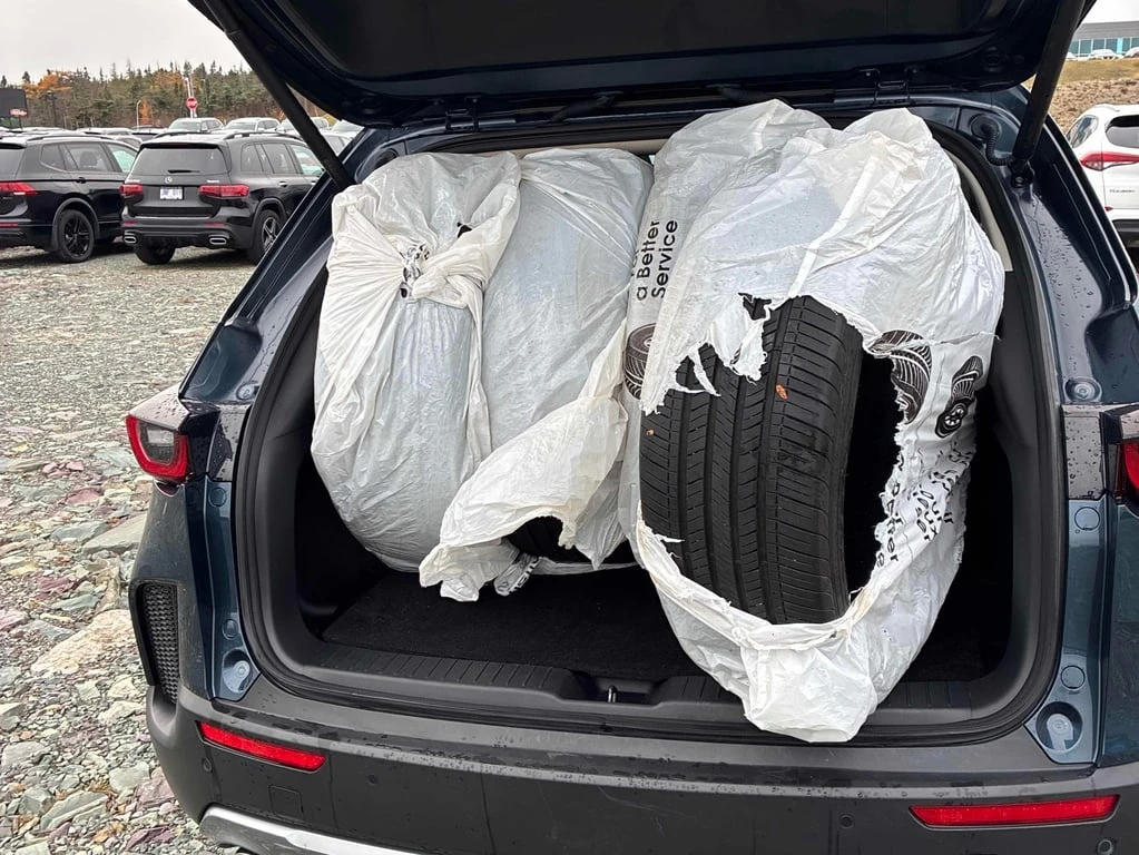 Mazda CX-50 * AWD * CARFAX * БЕЗ ПЪРВОНАЧАЛНА ВНОСКА - изображение 10