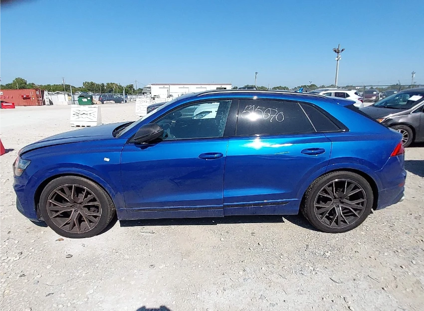 Audi SQ8 MATRIX* 360* 12 ХИЛ.КМ. - изображение 6