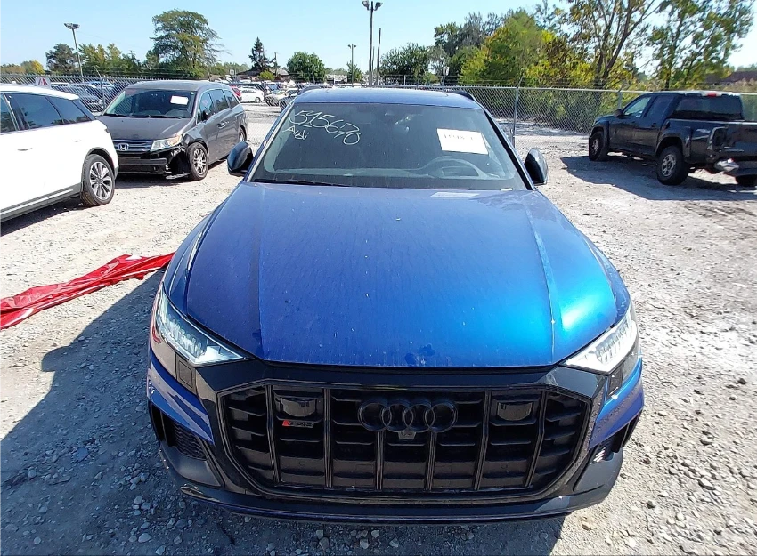 Audi SQ8 MATRIX* 360* 12 ХИЛ.КМ. - изображение 4