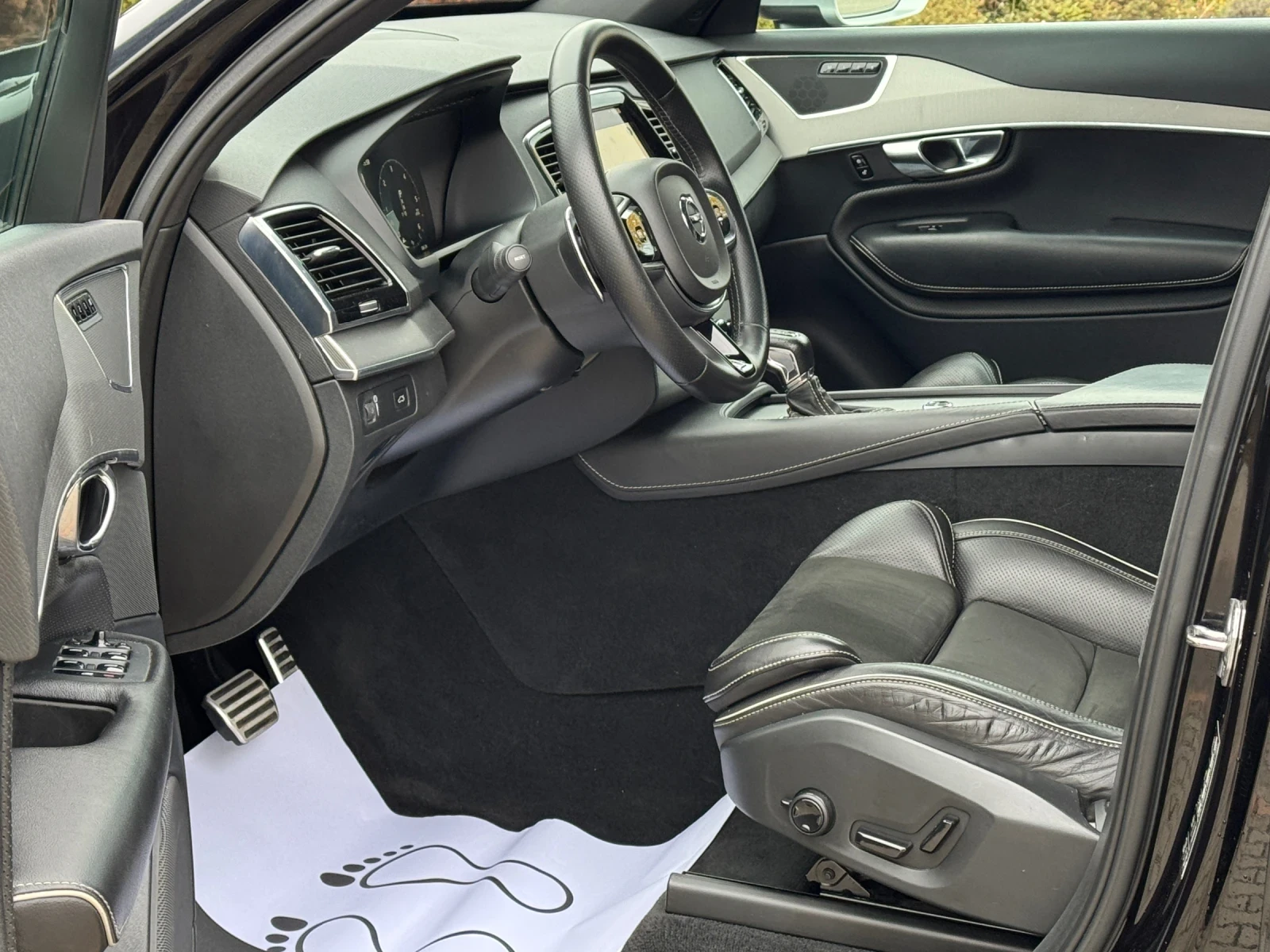 Volvo Xc90 ///R-DESIGN-РЕКАРО-КАМЕРА-7МЕСТНА-УНИКАЛНА-163Х.КМ - изображение 8