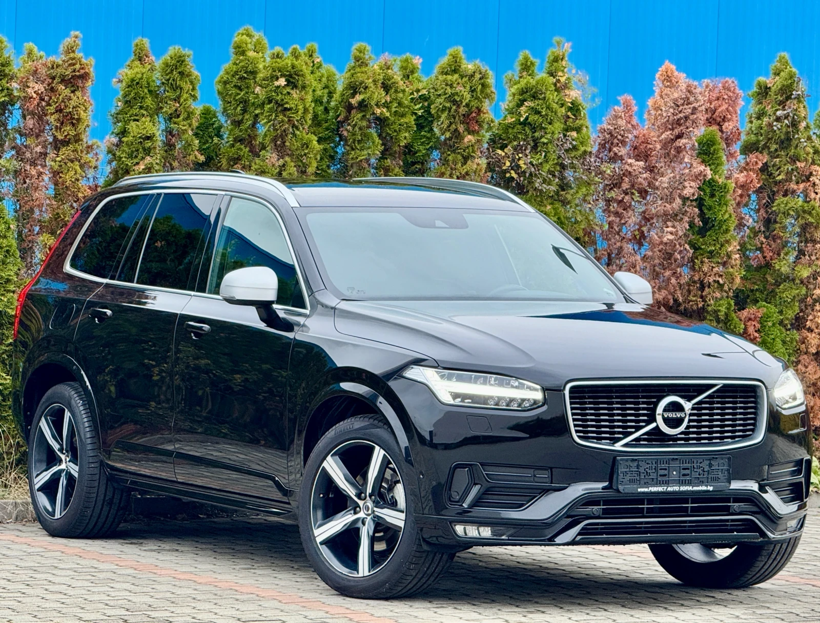 Volvo Xc90 ///R-DESIGN-РЕКАРО-КАМЕРА-7МЕСТНА-УНИКАЛНА-163Х.КМ - изображение 6