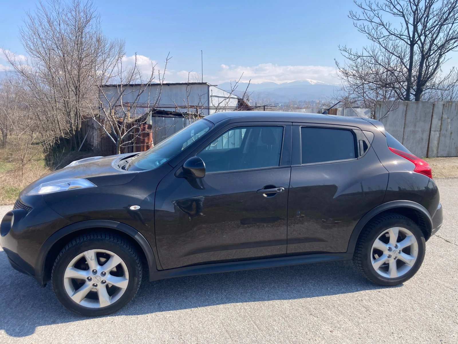 Nissan Juke, снимка 3 - Автомобили и джипове - 53763711