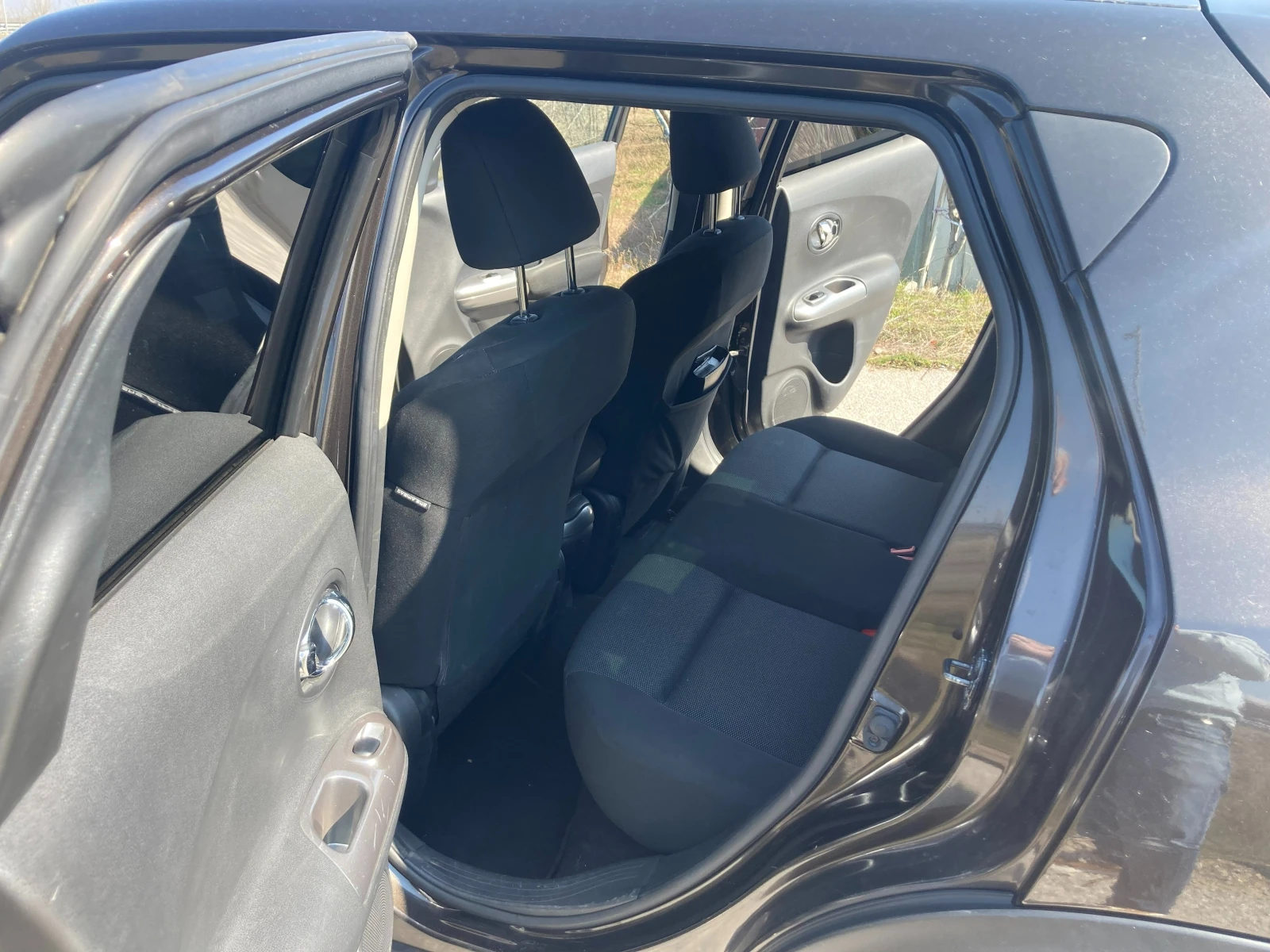 Nissan Juke, снимка 7 - Автомобили и джипове - 53763711