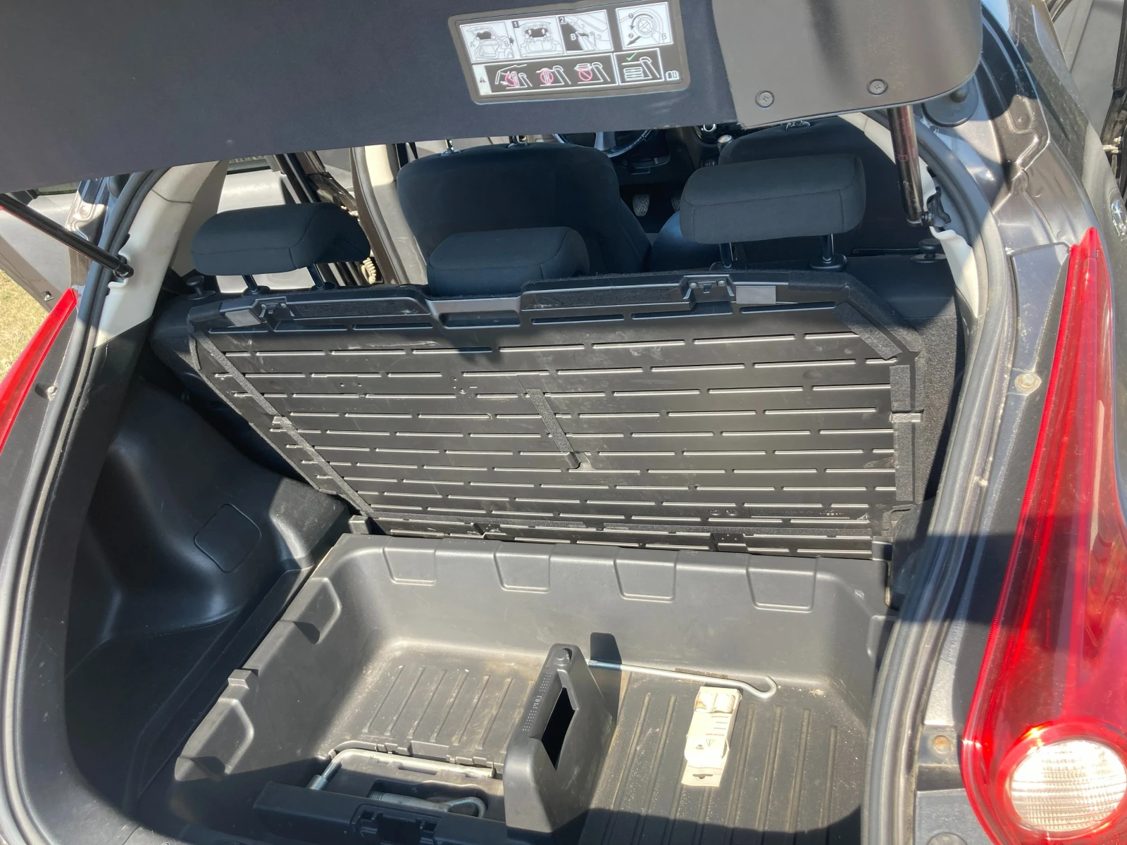 Nissan Juke, снимка 10 - Автомобили и джипове - 53763711