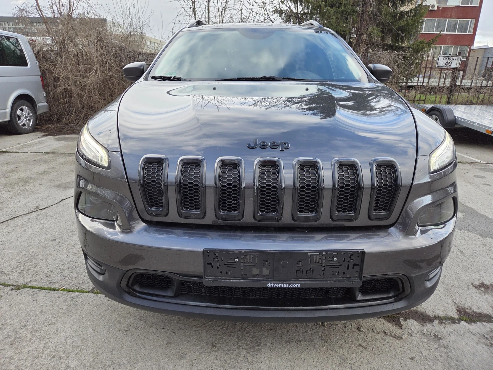 Jeep Cherokee Automatic /Nato car, снимка 2 - Автомобили и джипове - 54087042