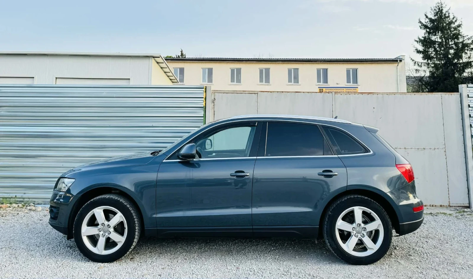 Audi Q5 4Х4* КОЖЕН САЛОН , снимка 4 - Автомобили и джипове - 54198807