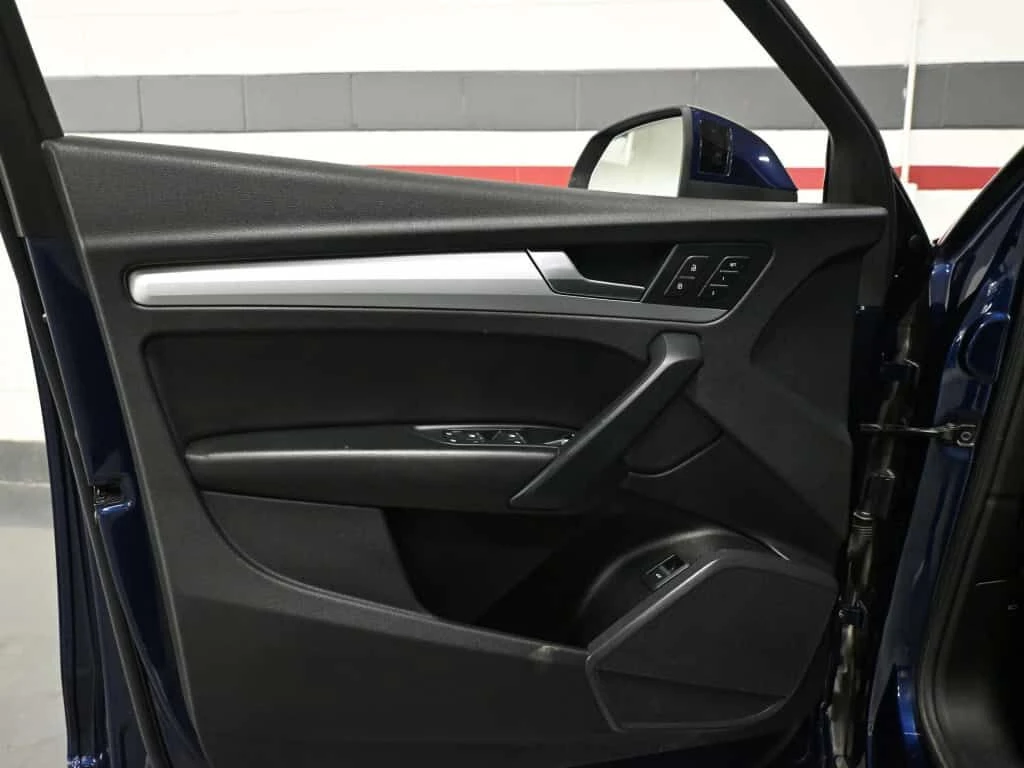 Audi Q5 S-LINE| PANO| AMBIENT| ПАМЕТ| ФИКСИРАНА ЦЕНА| , снимка 13 - Автомобили и джипове - 54216622