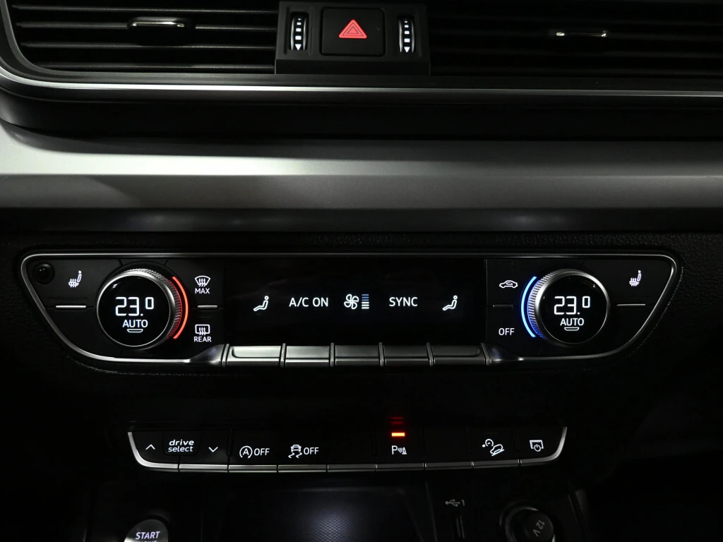 Audi Q5 S-LINE| PANO| AMBIENT| ПАМЕТ| ФИКСИРАНА ЦЕНА| , снимка 16 - Автомобили и джипове - 54216622