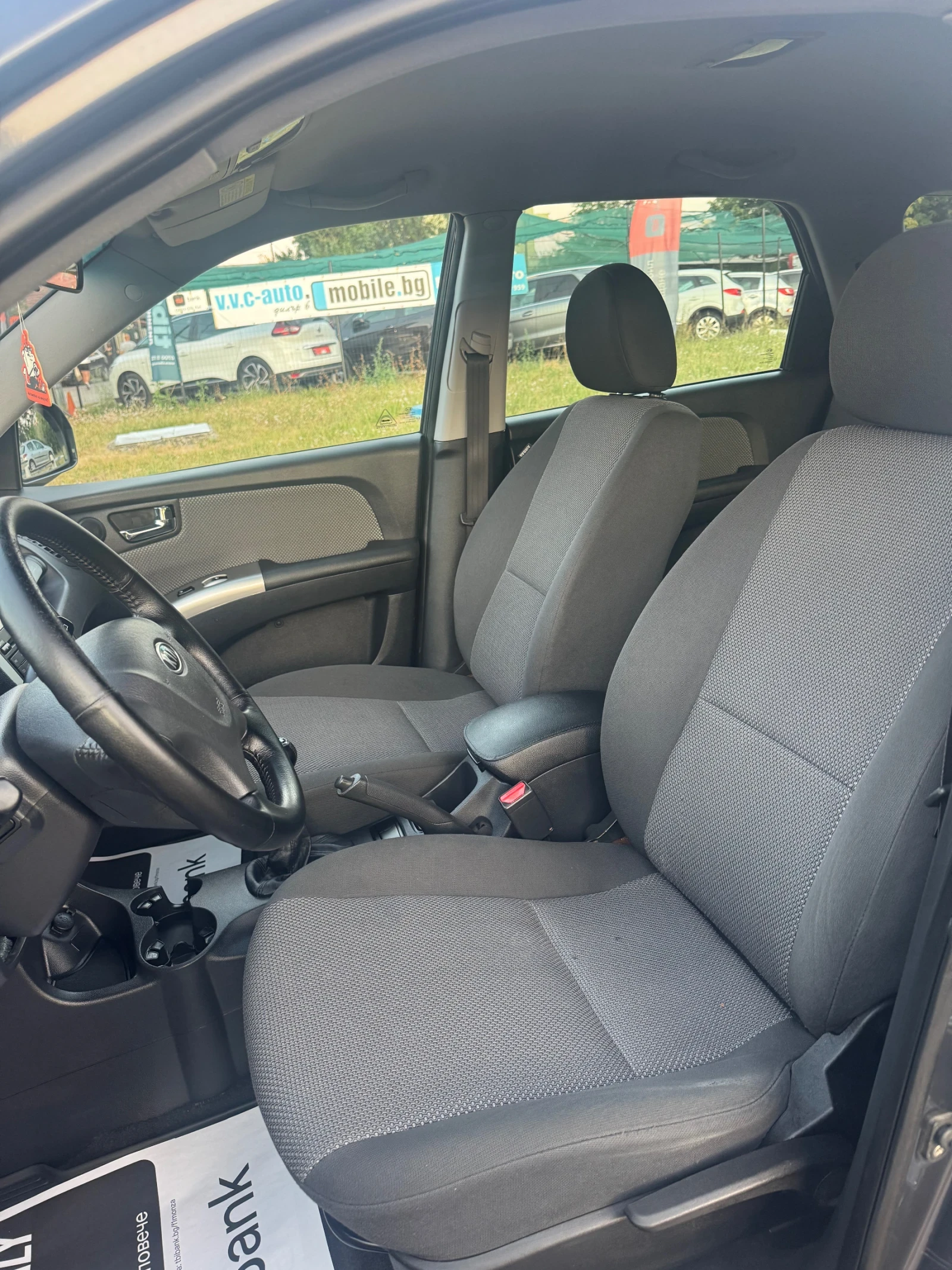 Kia Sportage 2.0Бензин 4х4 FaceLift, снимка 8 - Автомобили и джипове - 55658414