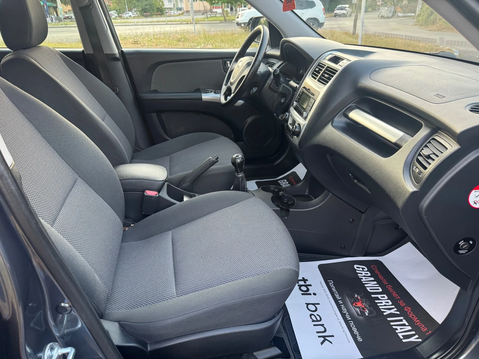 Kia Sportage 2.0Бензин 4х4 FaceLift, снимка 11 - Автомобили и джипове - 55658414
