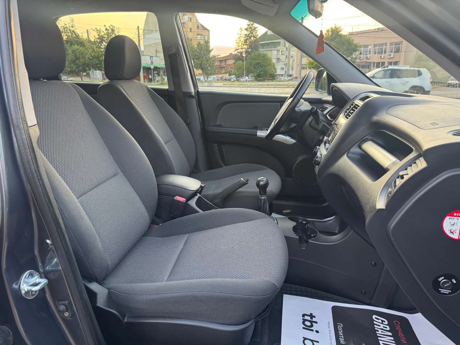 Kia Sportage 2.0Бензин 4х4 FaceLift, снимка 10 - Автомобили и джипове - 55658414