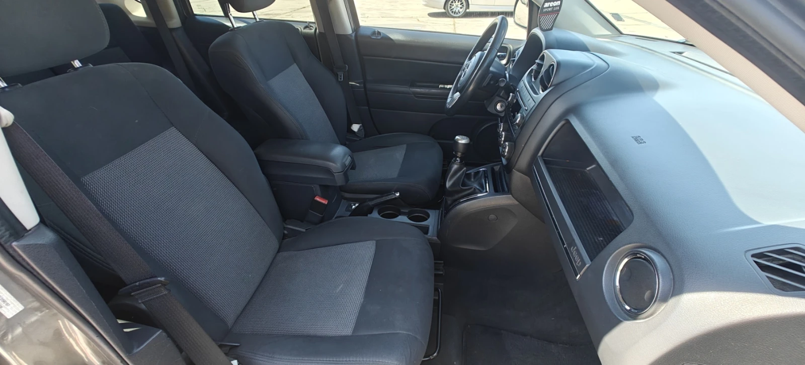Jeep Compass 2.2 CRD, снимка 10 - Автомобили и джипове - 55877531