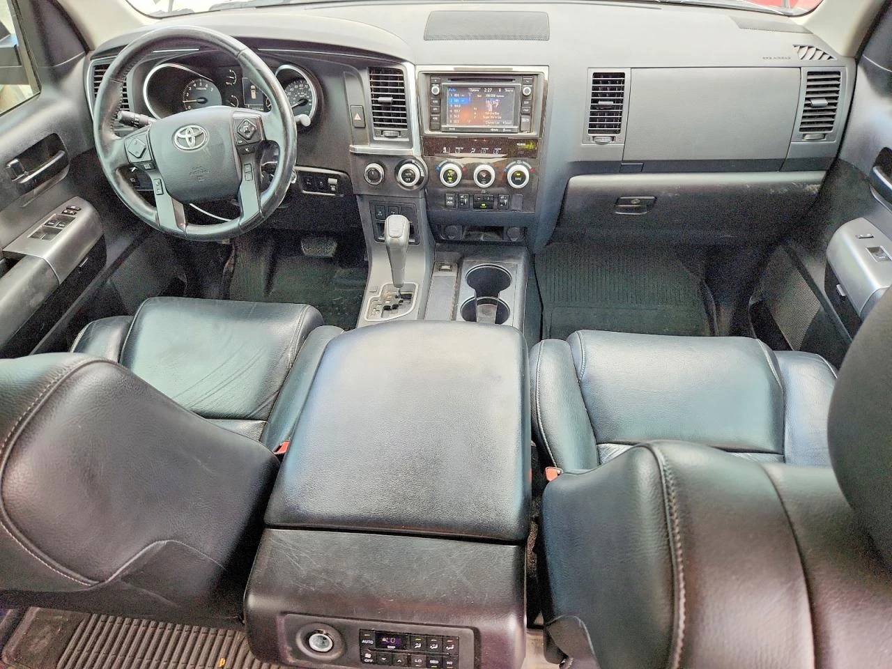Toyota Sequoia 5.7l Trd Sport, снимка 8 - Автомобили и джипове - 56202662