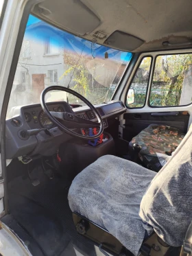 Mercedes-Benz 208, снимка 7