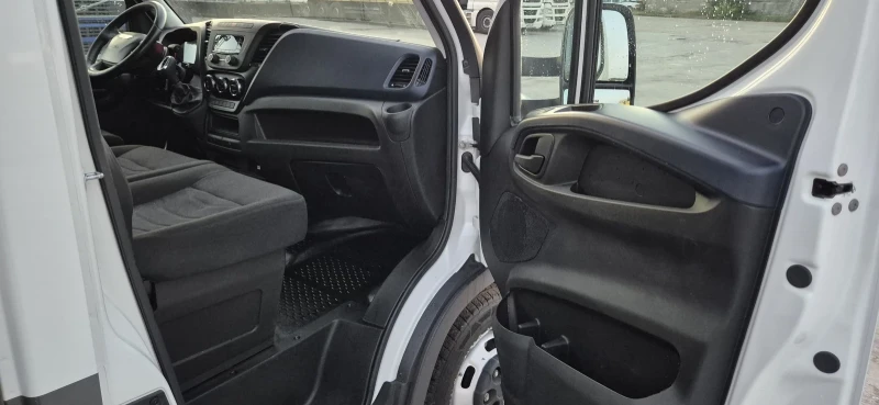 Iveco 35c18 Швейцария, 4.70м каросерия, снимка 7 - Бусове и автобуси - 51784688