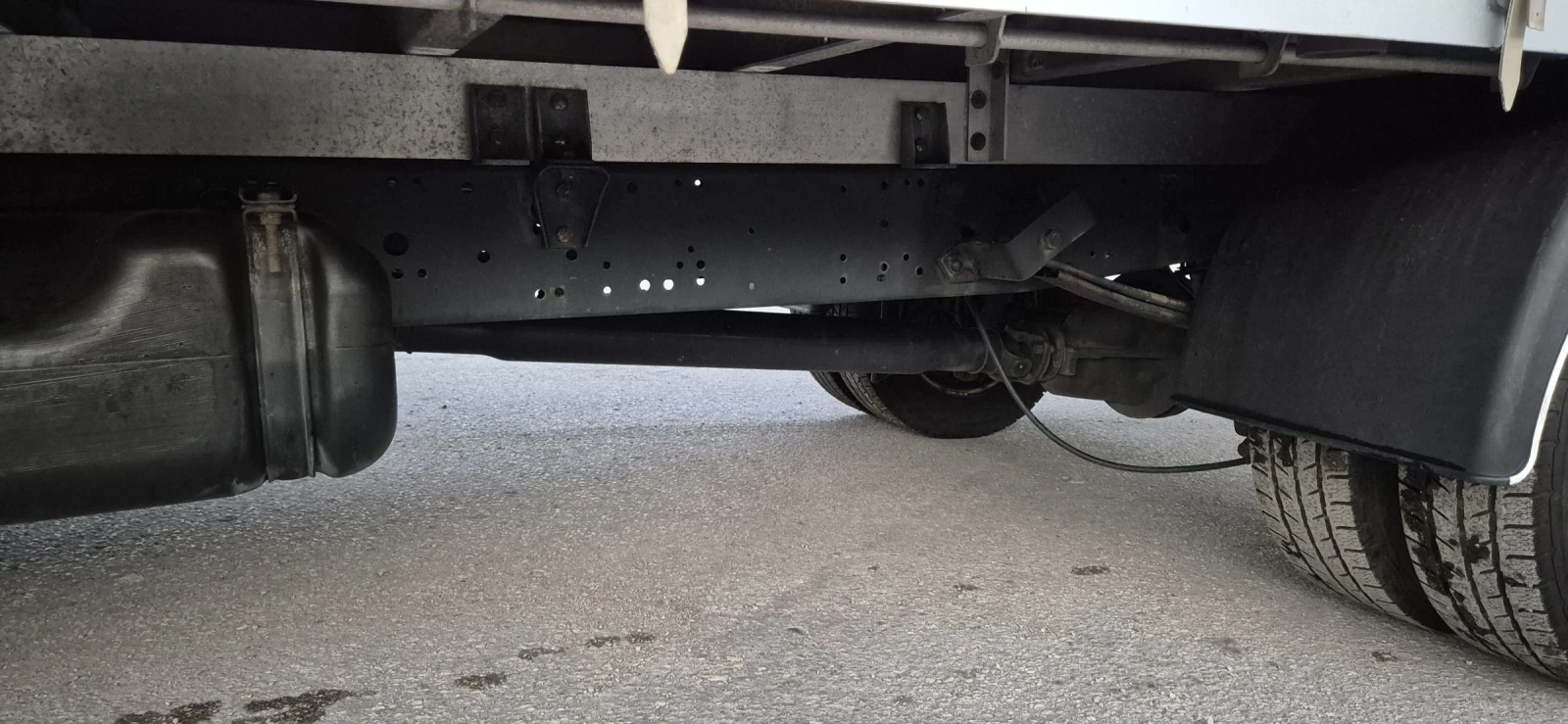 Iveco 35c18 Швейцария, 4.70м каросерия - изображение 5