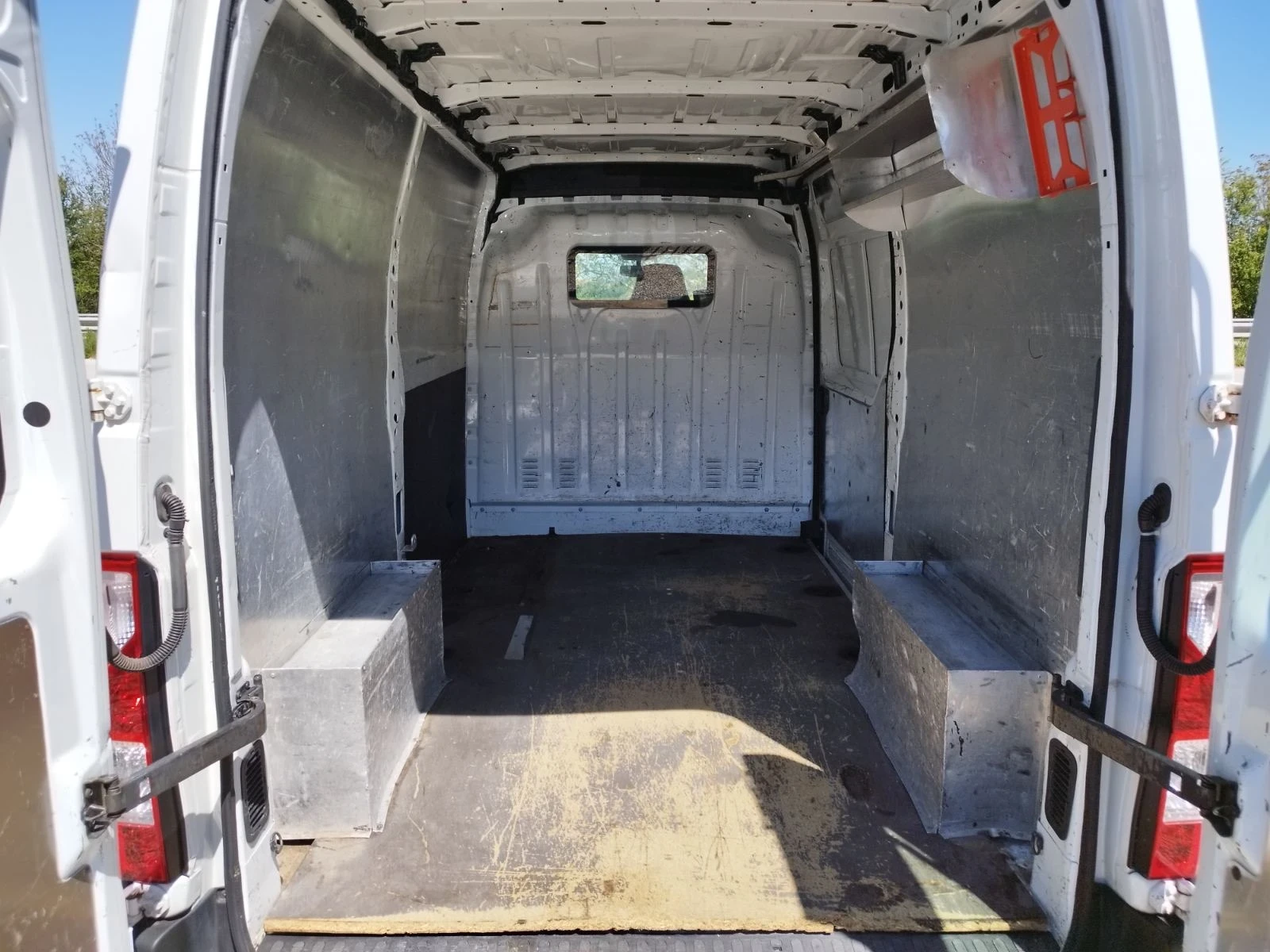 Renault Master 2.3 CDTI TOP, снимка 11 - Бусове и автобуси - 54319056