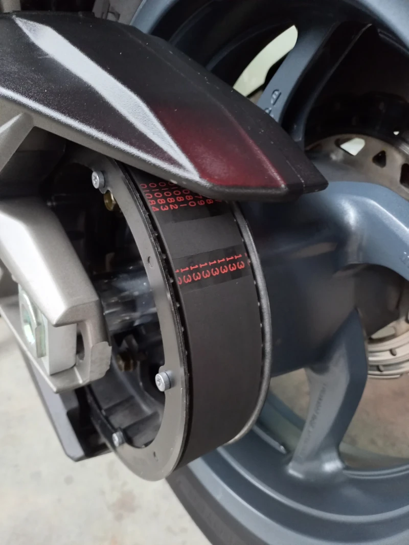 Kymco AK 550 LED ABS, снимка 8 - Мотоциклети и мототехника - 53051951