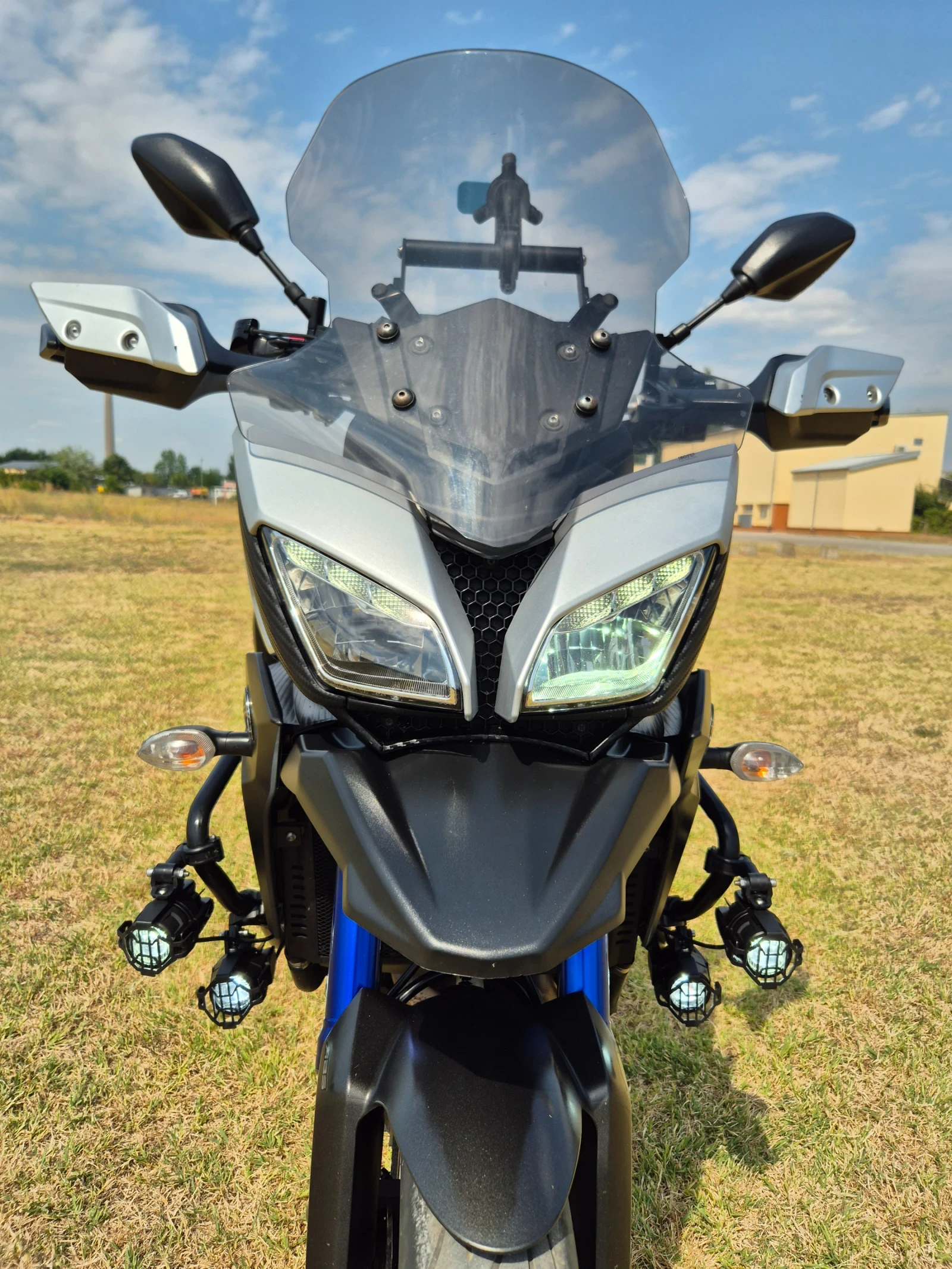 Yamaha Mt-09 Tracer, снимка 13 - Мотоциклети и мототехника - 55667194