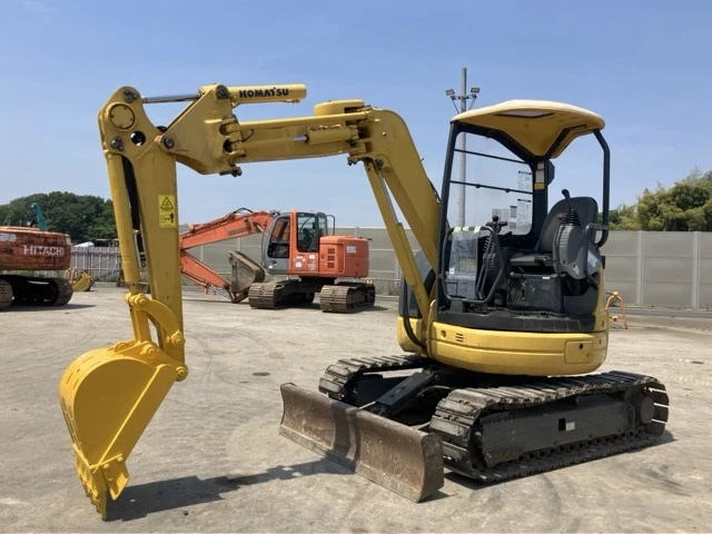Багер Komatsu PC30UU-5 / ПЕРФЕКТЕН / ОЧАКВАН ВНОС!