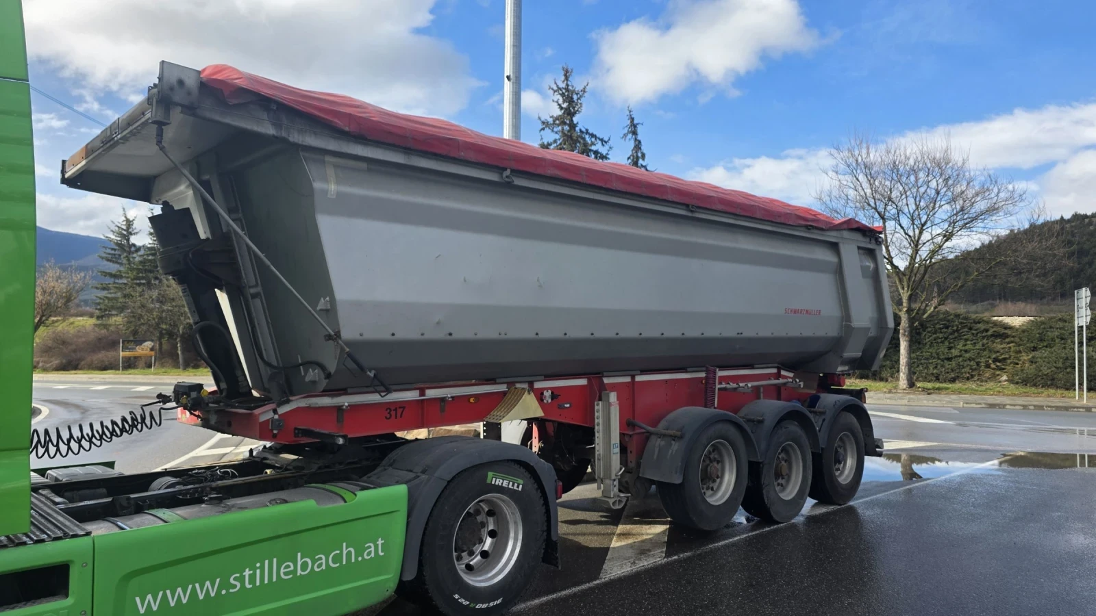 Полуремарке Schwarzmuller 28 куб.см.