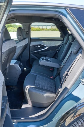 Peugeot 3008 e-3008 GT-Line, снимка 11