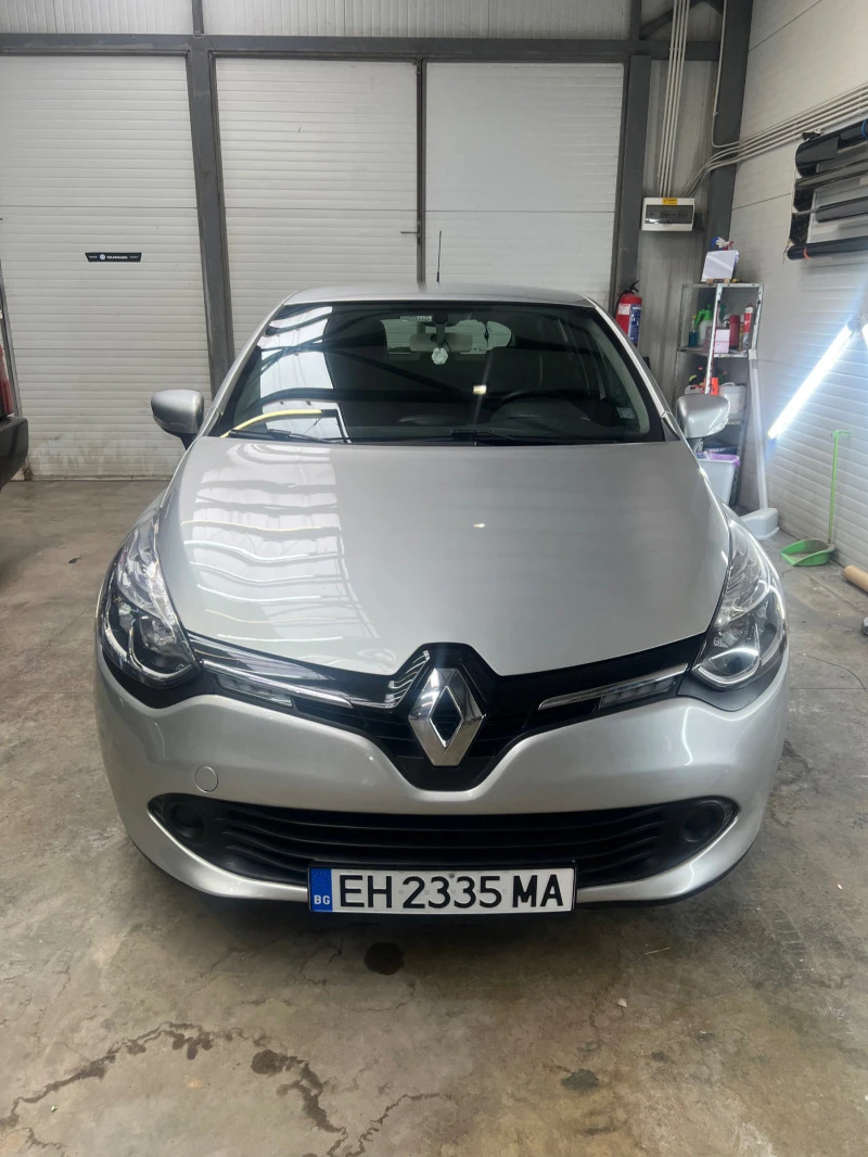 Renault Clio, снимка 1 - Автомобили и джипове - 47113349