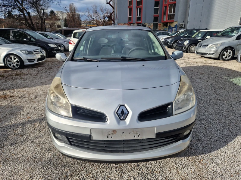 Renault Clio 1.1/газов инжекцион, снимка 2 - Автомобили и джипове - 48626260