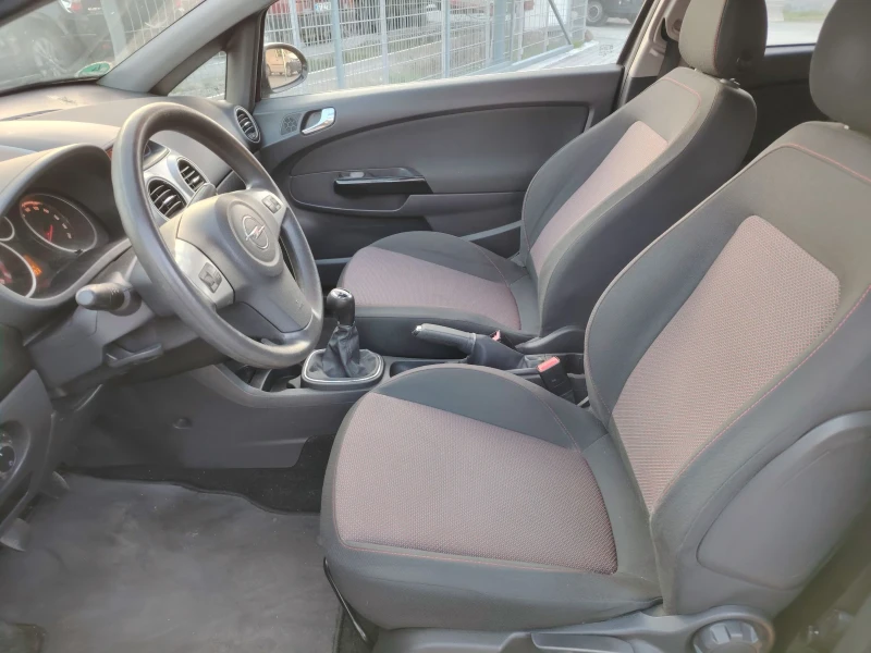 Opel Corsa 1.2 klima, снимка 5 - Автомобили и джипове - 48781099