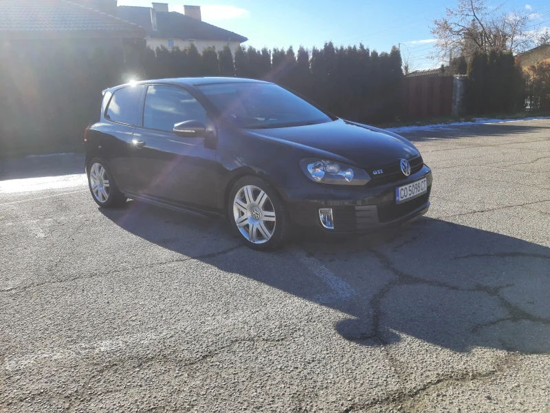 VW Golf 2.0TDI, снимка 1 - Автомобили и джипове - 48789077