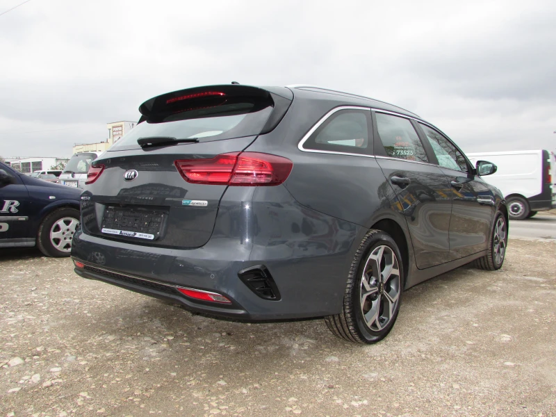 Kia Ceed 1.6CRDI MILD HYBRID, снимка 5 - Автомобили и джипове - 49774569