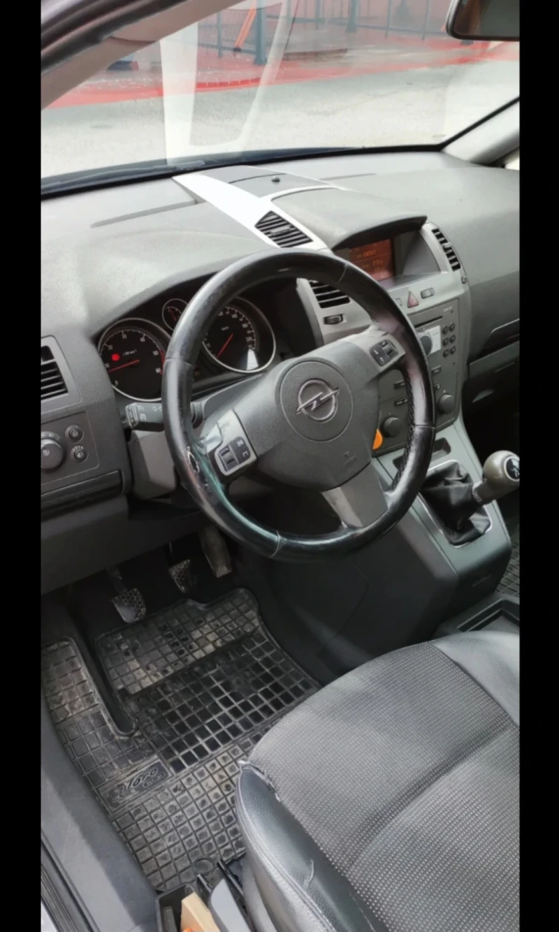 Opel Zafira COSMO 1.9 TDI, снимка 10 - Автомобили и джипове - 52068272