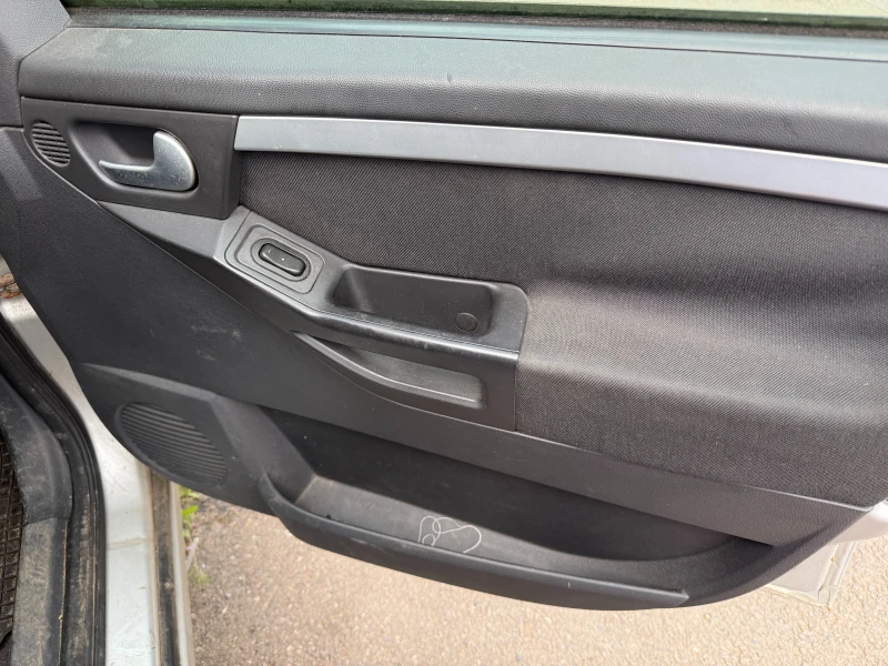 Opel Meriva, снимка 7 - Автомобили и джипове - 52310012