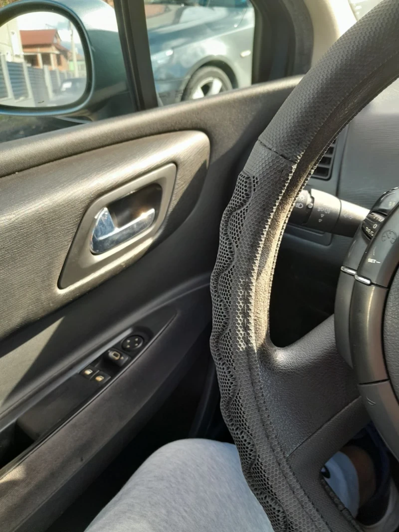 Citroen C4 1.6 HDI, снимка 12 - Автомобили и джипове - 52527329