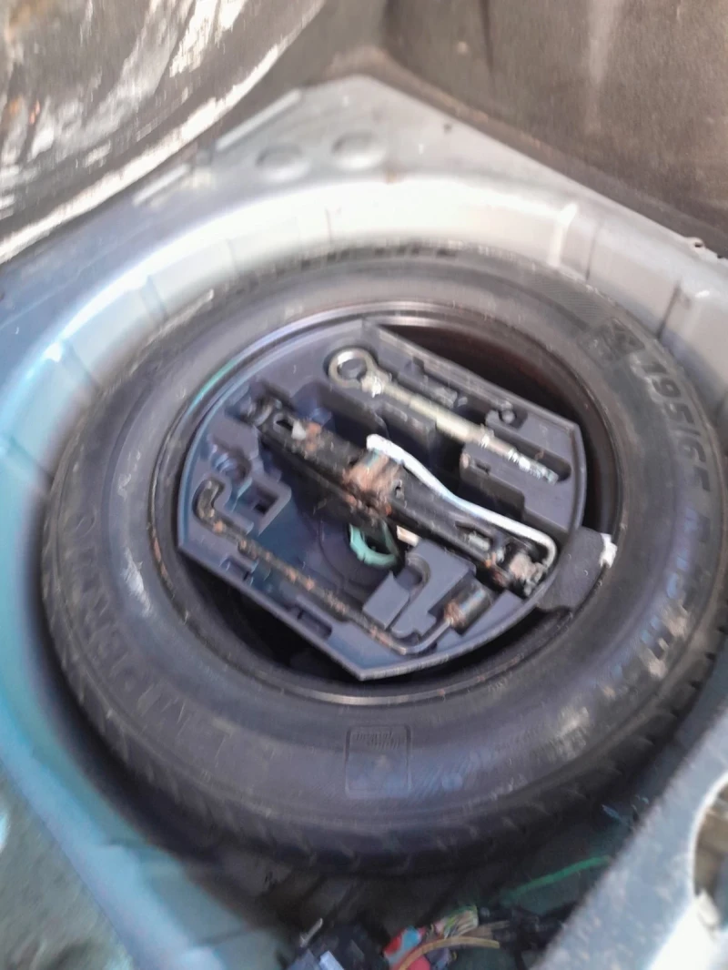 Citroen C4 1.6 HDI, снимка 8 - Автомобили и джипове - 52527329