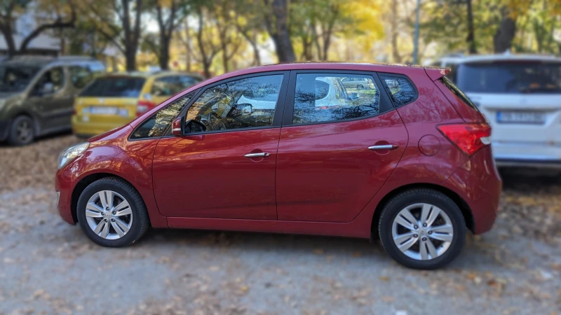 Hyundai Ix20, снимка 3 - Автомобили и джипове - 52842614