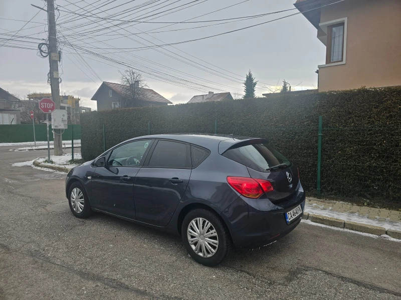 Opel Astra Гаражна-Климатр, снимка 3 - Автомобили и джипове - 53235841