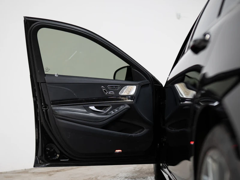 Mercedes-Benz S 560 V8 BITURBO AMG 4MATIC, снимка 5 - Автомобили и джипове - 53260116